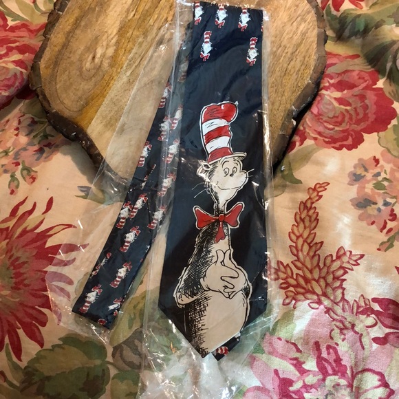 DR SEUSS The Cat In The Hat men’s SILK Tie NEW - Picture 4 of 14